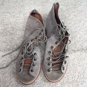 Jeffrey Campbell suede lace up sandal size 8
